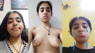 Desi Young Indian Girl Showing Hot Pussy